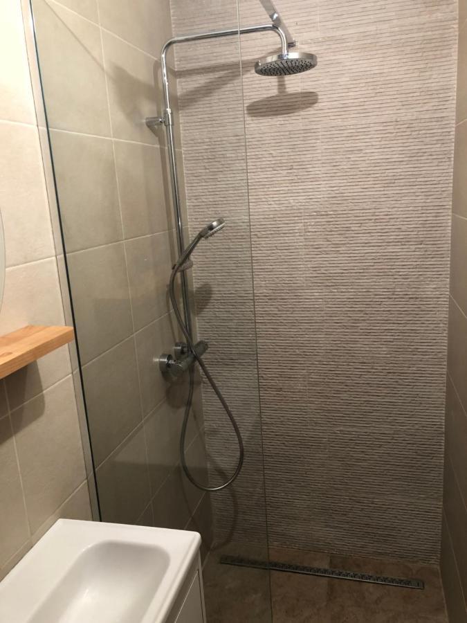 Apartament 2 Camere La Casa - Bucuresti Exterior foto